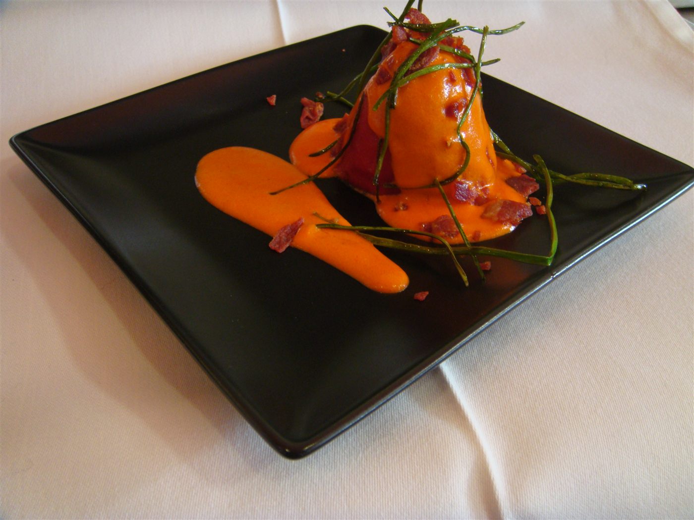Pimientos del piquillo rellenos de pescado